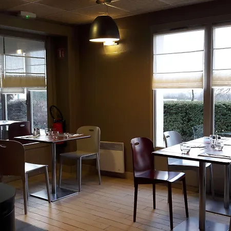 Campanile Montlucon ~ Saint-victor Hotell