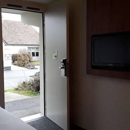 Campanile Montlucon ~ Saint-victor