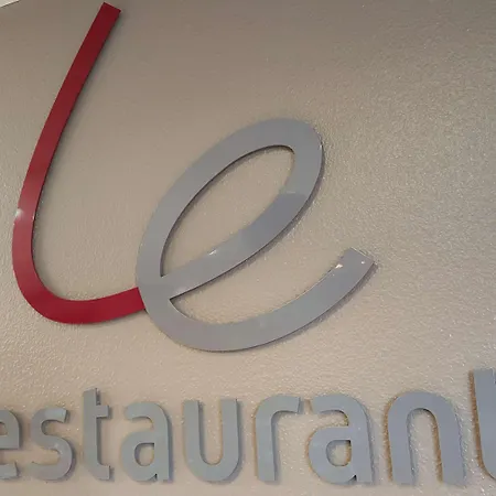 Hotel Campanile Montlucon ~ Saint-victor 3*