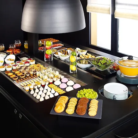 מלון Campanile Montlucon ~ Saint-victor