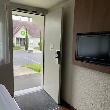 Campanile Montlucon ~ Saint-victor Hotell