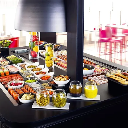 Campanile Montlucon ~ Saint-victor Saint-Victor-des-Oules