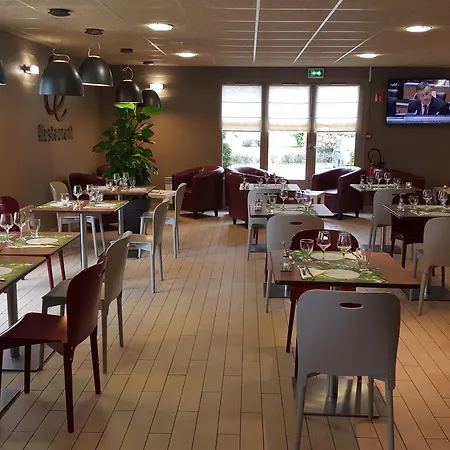 Campanile Montlucon ~ Saint-victor